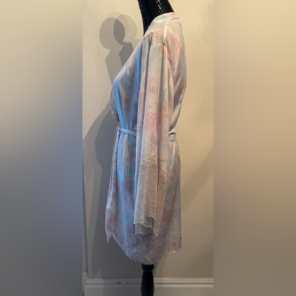 La Vie En Rose 🌹 Pastel Floral Lace Trim Kimono Robe Size S/M - Picture 5 of 12